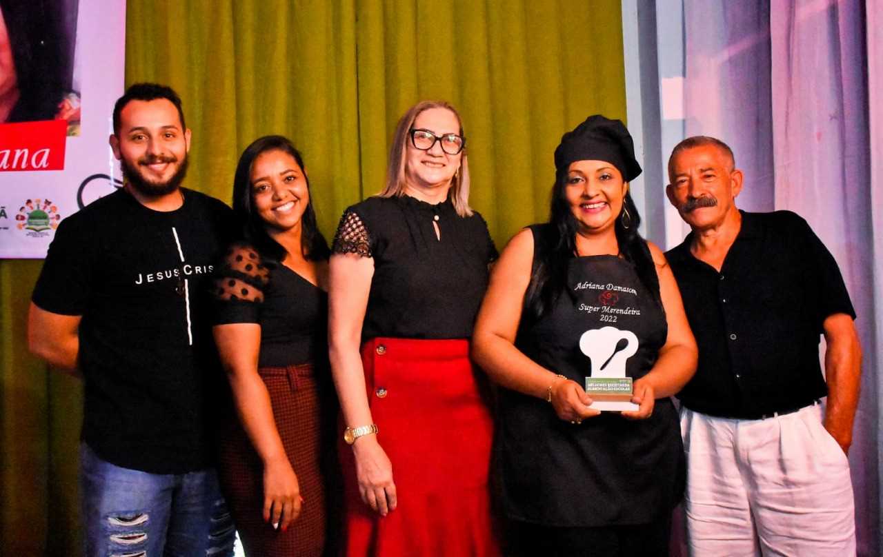 Camacã: Prefeitura premia Merendeiras em 500 reais cada no Concurso Melhores Receitas da Alimentação Escolar